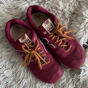 Burgundy new balance 574s